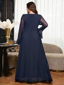 Reflora Plus Size Elegant Party Floral Embroidered Dress - Navy Blue - View 9