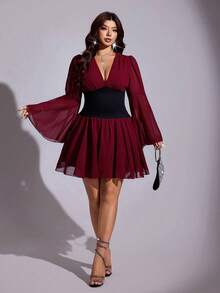 Viva Relle Gaun Ukuran Plus Seksi Warna Burgundy dengan Blok Warna dan Lengan Mengembang yang Mengencangkan Pinggang untuk Musim Gugur - Burgundy - View 3