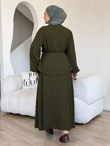 Solavon Plus Size Women's Green Ruched Long Sleeve Top And Skirt Casual 2-Piece Set - Army Green - View 2