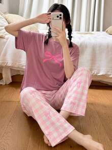 SHEIN 儿童少女睡衣套装，随机发货，1套，休闲宽松格子蝴蝶结图案圆领短袖上衣和长裤家居服，适合春夏季穿着。 - 粉色 - 查看 1