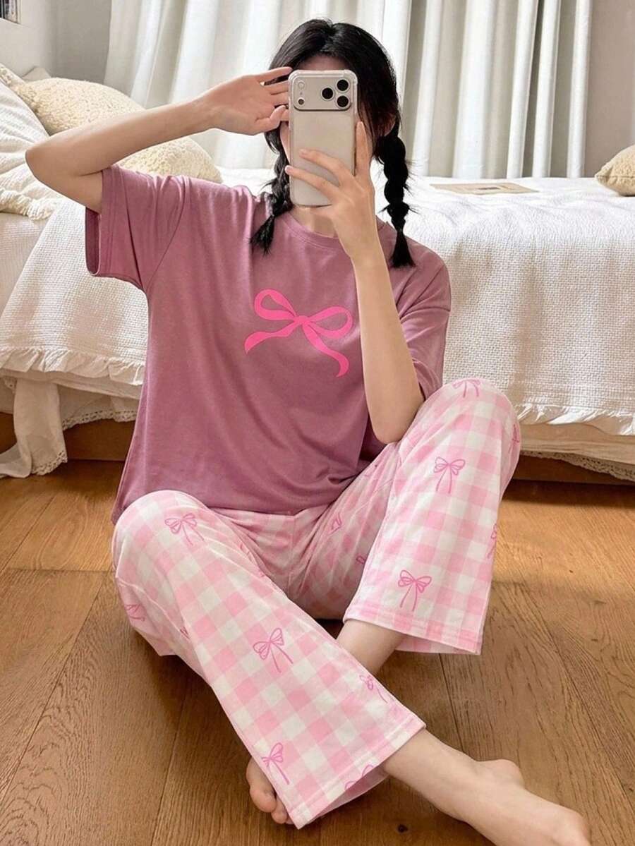 SHEIN 儿童少女睡衣套装，随机发货，1套，休闲宽松格子蝴蝶结图案圆领短袖上衣和长裤家居服，适合春夏季穿着。 - 粉色 - 查看 1