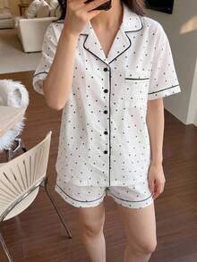 DAZY 波點滿版印花短袖上衣與短褲兩件套夏季女款睡衣套裝 - 白色 - 查看 4