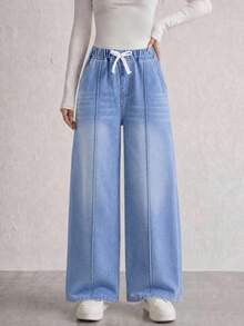 SHEIN Tween Girls Casual Minimalist Loose Straight Leg All-Match Washed Denim Jeans, Elastic Waistband With White Faux Drawstring Design, Contrast Stitching Distressed Washed Light Blue Denim, Soft And Comfortable Fabric, Versatile All-Season Denim Piece - Medium Wash - View 3