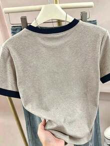 Resyla 夏季休閒上衣 女款標準版型 T-shirt 極簡藍灰色拼接 英文字母愛心印花圖案 日常穿著 返校季 百搭休閒 - 彩色 - 查看 2