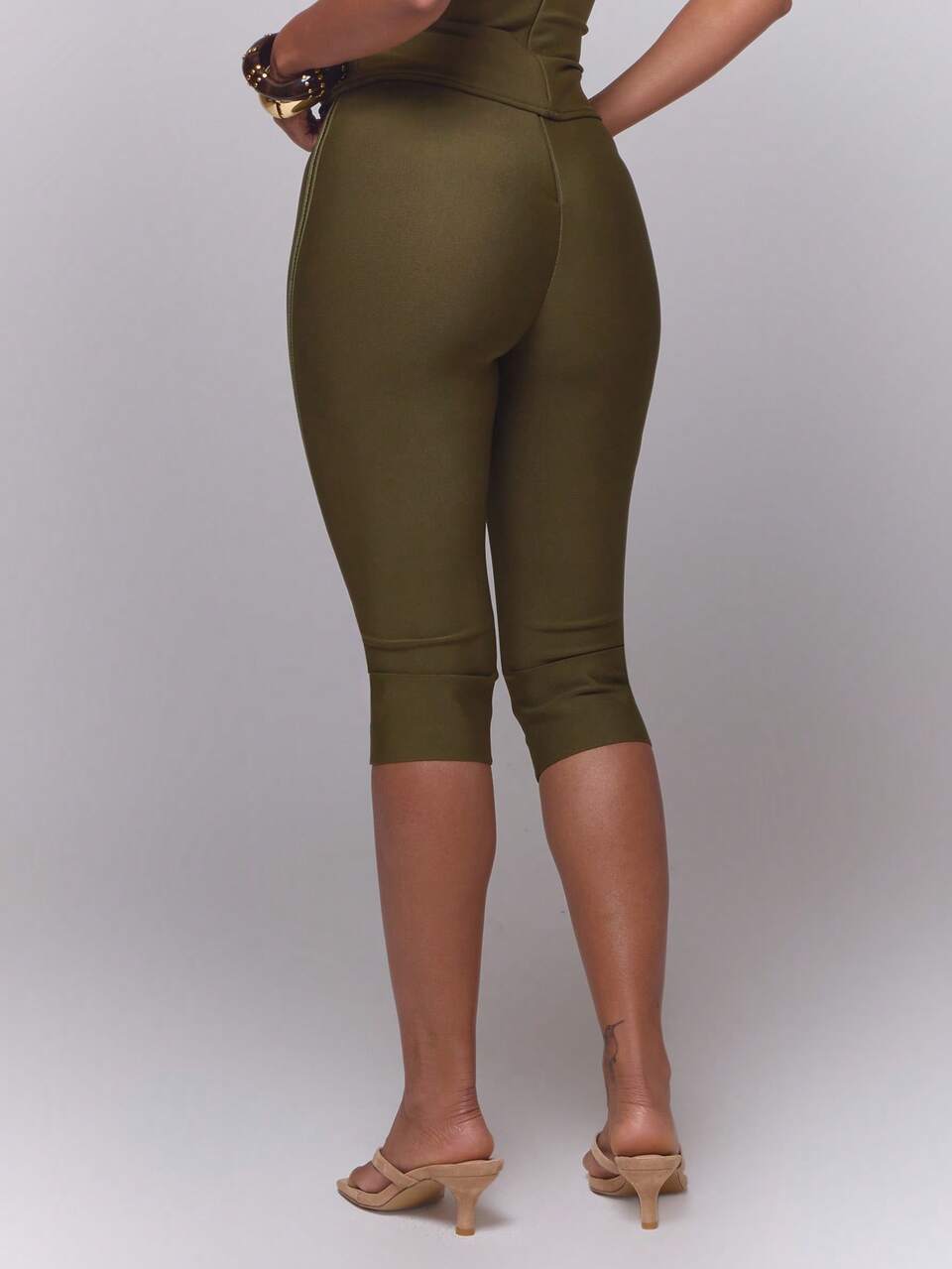 Green Woven Metallic Bandage With Cut Out Capris