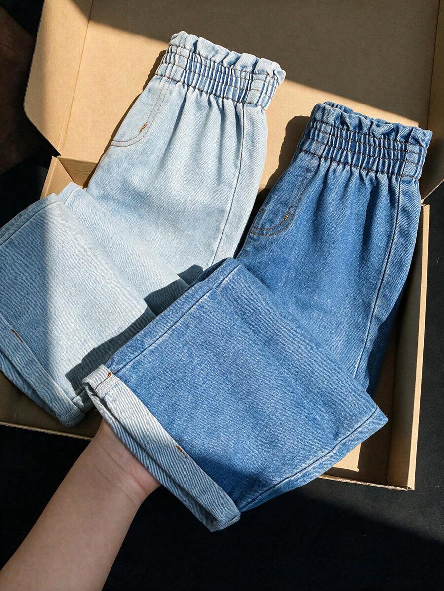 SHEIN 女童牛仔寬腿褲 2 件組,春秋新款休閒校園風,淺藍與中藍雙色水洗磨損效果,全鬆緊腰頭,捲邊褲腳,寬鬆直筒寬腿版型,牛仔面料,適合日常穿著,可搭配短袖 T 恤,適用春秋度假、日常出遊、校園穿搭,春秋熱銷兒童牛仔褲 - 彩色 - 查看 1
