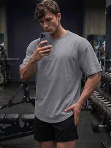 GymBeat 男士純色圓領短袖運動T恤健身上衣 透氣輕量夏季款 - 灰色 - 查看 7