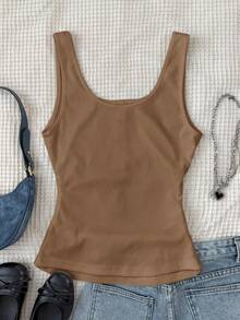 SHEIN Camiseta de tirantes básica marrón acanalada con botones metálicos para adolescentes, camiseta de tirantes blanca casual versátil con cuello en U profundo y espalda de corredor - Marrón - Ver 2