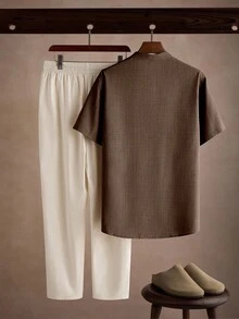 Core Aspect Men's Loose Colorblock 2-Piece Set, Khaki Brown Stand Collar V-Neck Shirt + Off-White Drawstring Wide Leg Pants, Gen Z Cityboy Street Style Summer Outfit - Multicolor - View 2