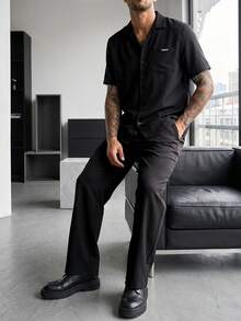 Manfinity Homme Men's Metal Buckle Short Sleeve Shirt And Pocket Long Pants Set - Black - View 3