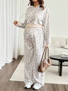 SHEIN Setelan Hamil 2 Potong Hoodie dan Celana Jogging Motif Leopard Musim Gugur - MultiWarna - View 3