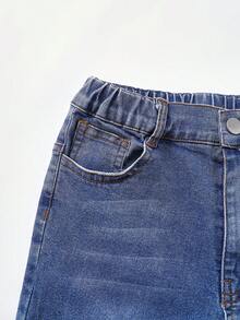 SHEIN TWEEN GIRLS 青少年女孩牛仔褲，復古水洗色，街頭時尚，水洗磨損效果，喇叭褲腿款，百搭時尚新品，彈性舒適優質棉牛仔面料，喇叭褲腿款，日常百搭搭配T恤、衛衣，適合日常出行、上學、通勤、聚會，夏季牛仔街頭風首選，夏季新品 - 中等水洗藍 - 查看 7