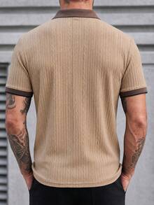 Manfinity CasualCool 男士紋理提花 Polo 衫，卡其色上衣，附精緻小刺繡，休閒日常通勤上衣 - 卡其色 - 查看 2