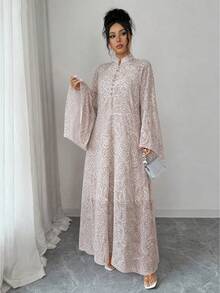 Rafferiza Gaun Wanita Gaya Arab, Sari Chiffon Bermotif Gelombang Air Geometris, Kerah Tegak Kecil Longgar Aneka Warna, Lengan Mengembang - Putih - View 3