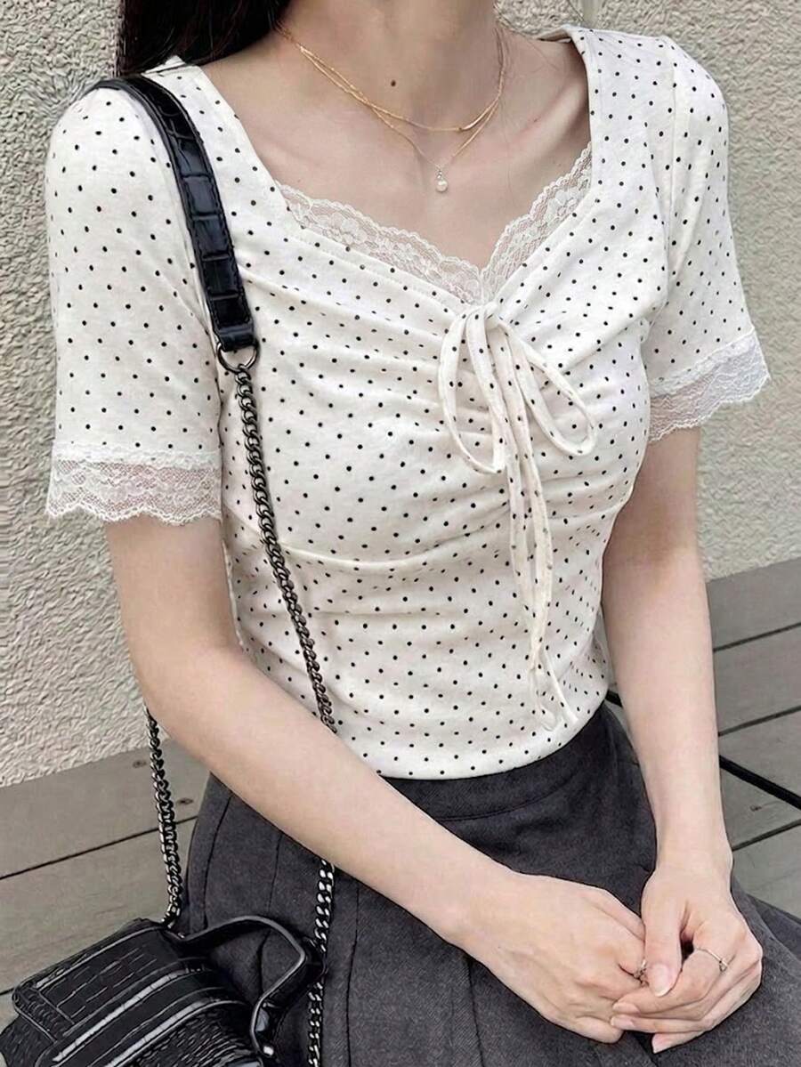FRIFUL 女士波点印花蕾丝拼接甜心领扭结前襟短袖T恤可爱上衣夏季 - 白色 - 查看 1