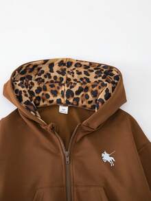 SHEIN 2件組女童復古甜酷風休閒春/秋套裝，豹紋連帽拉鍊夾克配側條紋與豹紋寬腿長褲，運動風兩件套 - 棕色 - 查看 4