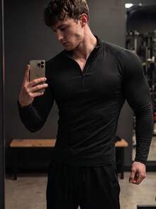 GymBeat 男士半拉鍊落肩袖健身夾克 素黑冬季運動休閒修身健身壓縮排汗四向彈性運動衫 - 黑色 - 查看 7