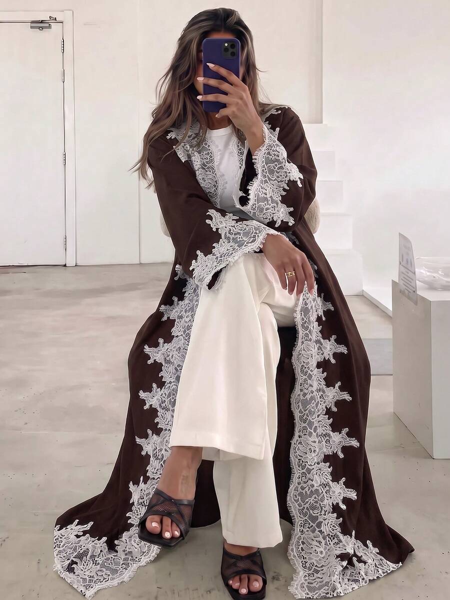Al Najma 女款優雅日常蕾絲拼接寬鬆修身刺繡穆斯林時尚拼接長袍 - 棕色 - 查看 1