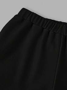 SHEIN 女童寬鬆休閒簡約舒適圓領套頭卡通圖案T恤與長褲套裝 - 黑色 - 查看 9