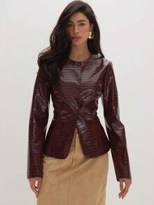 MUSEYN Jaket Peplum Bertekstur Burgundy dari Kulit PU dengan Potongan Pinggang - Coffee Brown - View 1