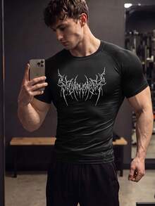 GymBeat 男士哥德字母印花圓領插肩袖緊身運動上衣，黑色夏季哥德風健身運動T恤，修身運動上衣 - 黑色 - 查看 7