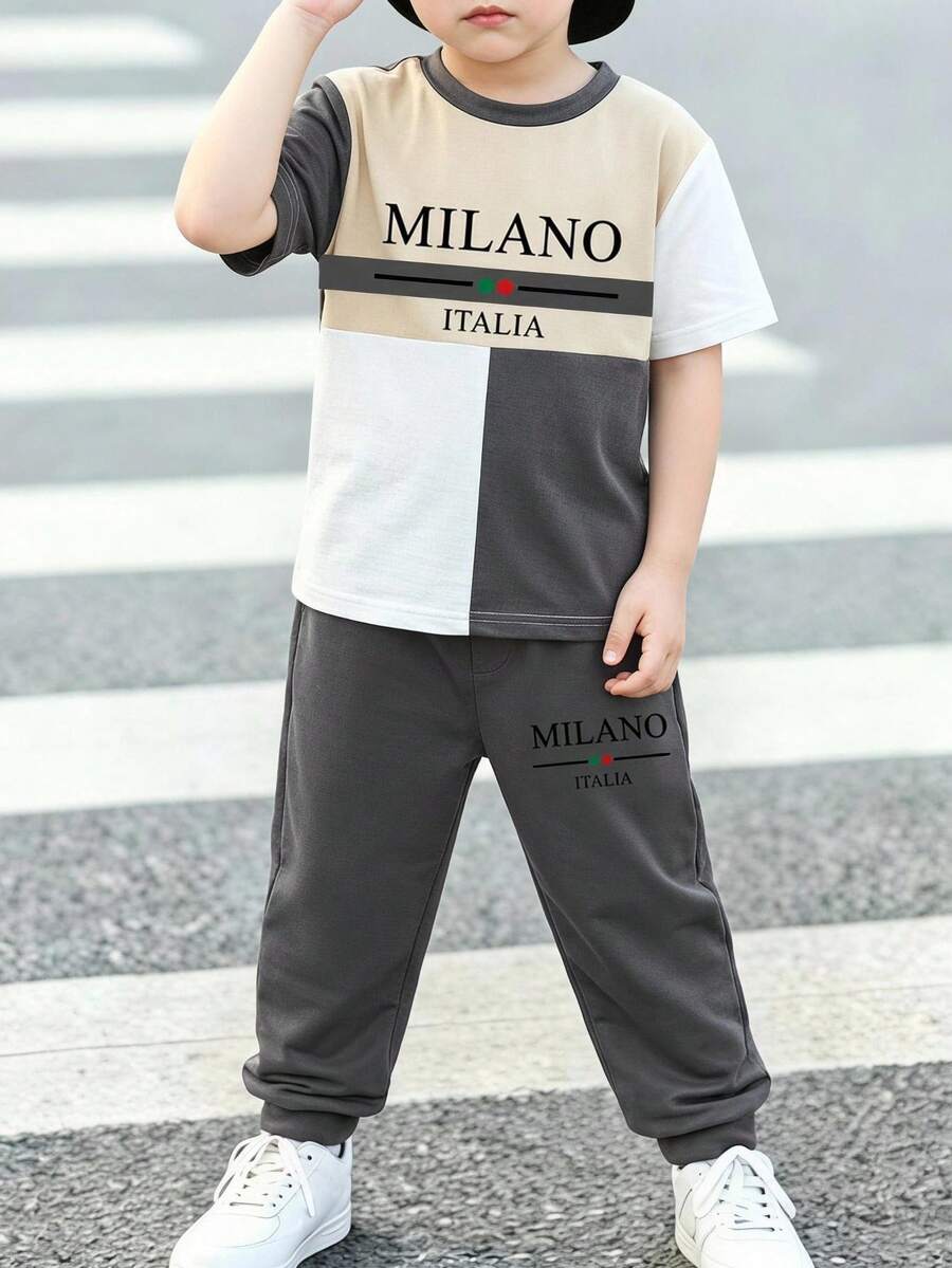 2 Set Pakaian Bayi Laki-laki Musim Semi/Panas Kasual Klasik Motif Blok Warna Patchwork Huruf MILANO, ITALIA, Kaos Leher Bulat dan Celana Panjang Motif Blok Warna Senada - MultiWarna - View 1