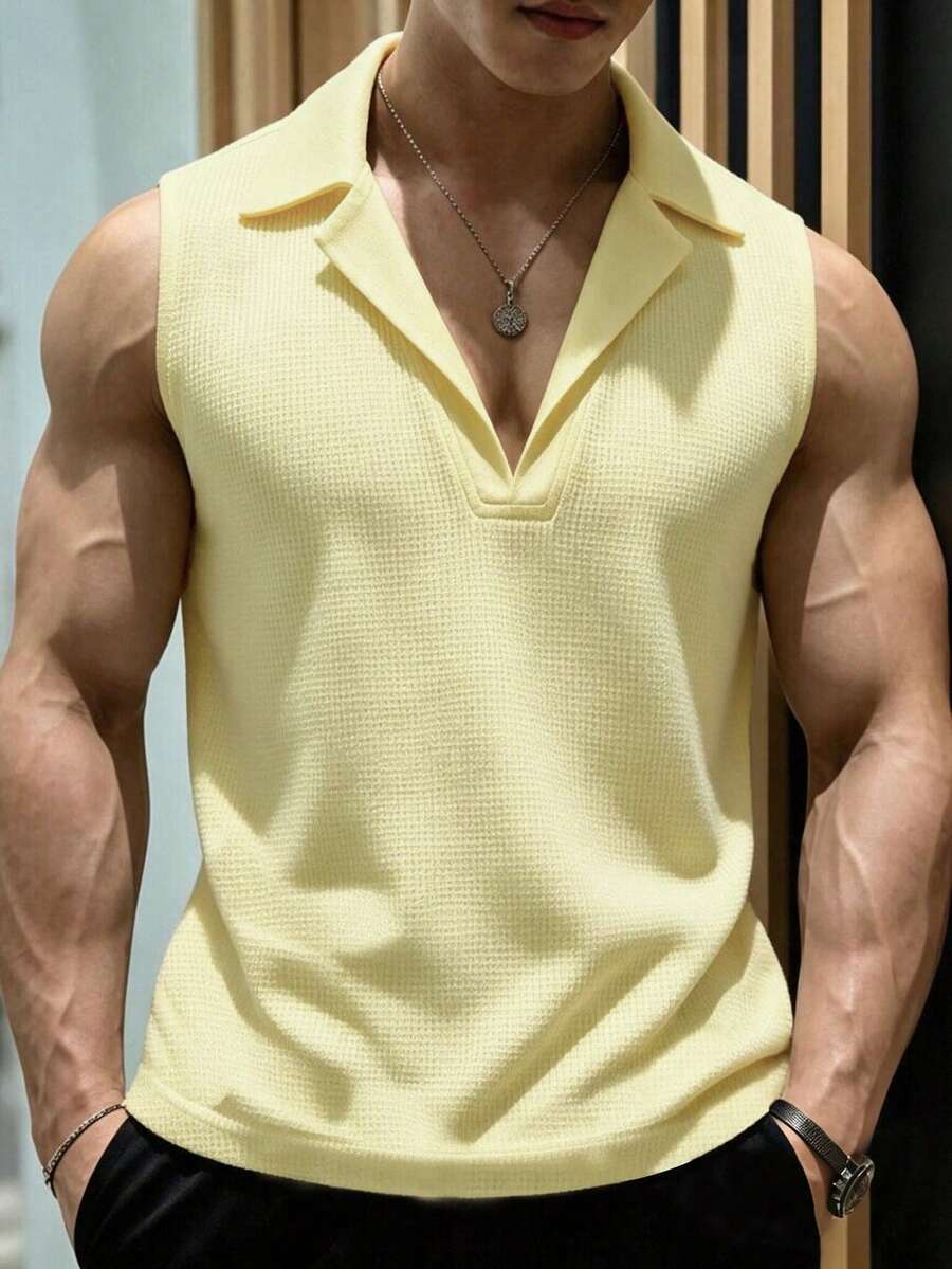 Manfinity Dauomo 男士純色翻領休閒低調老錢風背心,淺黃色夏季度假款 - 淡黃色 - 查看 1