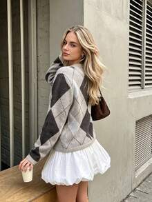 SHEIN Women's Autumn/Winter New Fashion Vintage Contrast Color Argyle Pattern Knitted Button Cardigan - Khaki - View 3