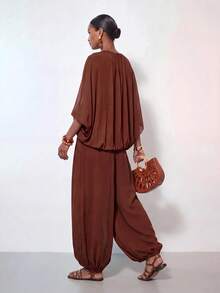 Zivah New Summer Vacation Red-Brown Chiffon Loose-Fitting Pleated Batwing Slit Sleeve Top + Jogger Lantern - Rust Brown - View 3