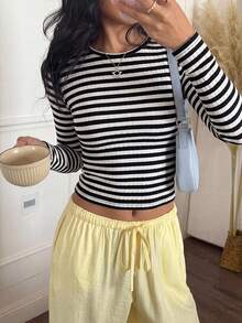 CovetEZ Autumn New Black And White Striped Ribbed Knit Short Crew Neck Long Sleeve Slim Fit Women's T-Shirt Suitable For Daily Commute Everyday Daytime Casual - Blue - View 7