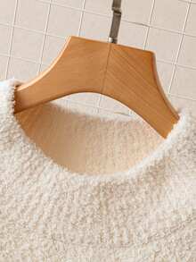 SHEIN Clasi Single Side Furry Solid Color Sleeveless Casual Top - Beige - View 5