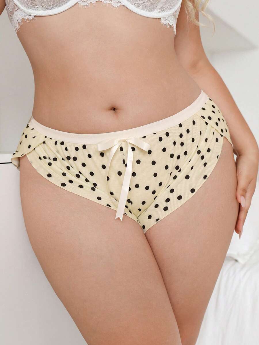 SHEIN Celana Pendek Kasual Empat Sudut Motif Polkadot Besar yang Lembut dan Lucu untuk Wanita Ukuran Plus - Aprikot - View 1