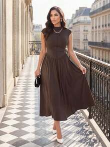 Dripcurv Plus Size Solid Color Minimalist Pleated Vacation Dress For Travel And Outings,Elegant Long,Holiday Outfits For Women,Chic Brunch Dinner Summer - Brown - View 3