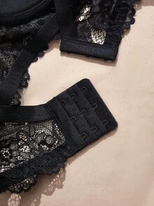 Charlaine Sutiã Sexy de Renda Plus Size com Bojo e Aro, Push-Up, Efeito Minimizador, 1 Peça - Preto - Visão 5