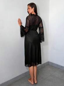 SHEIN Unity 2 piezas Conjunto de ropa de dormir sexy con parches de encaje elegante, incluye camisón y bata - Negro - Ver 3
