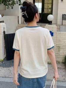 DAZY Kaos dengan Motif Huruf & Tanaman dan Trim Kontras untuk Musim Panas, Pakaian Guru Paskah, Pakaian Tipis - Krem - View 9