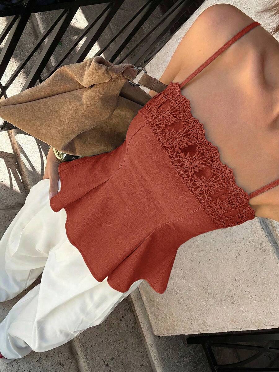 Siren Gaze Kamisol Wanita Musim Panas Elegan dengan Motif Renda dan Patchwork - Rust Brown - View 1