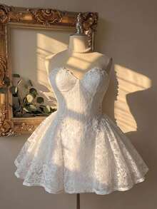 Lovelzi Elegantes luxuriöses trägerloses Kleid in Hofstil in großen Größen aus französischer Spitze mit Stäbchen, geraffter Taille, A-Linien-Rock und Fake-Transparent-Design für Party und Hochzeit - Weiss - Übersicht 1
