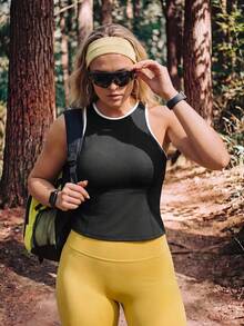 In My Nature Women's Plus Size Black & White Racerback Tank Top With Back Zip Pocket - Colorblock Sports Vest For Gym Workout - Black - View 2