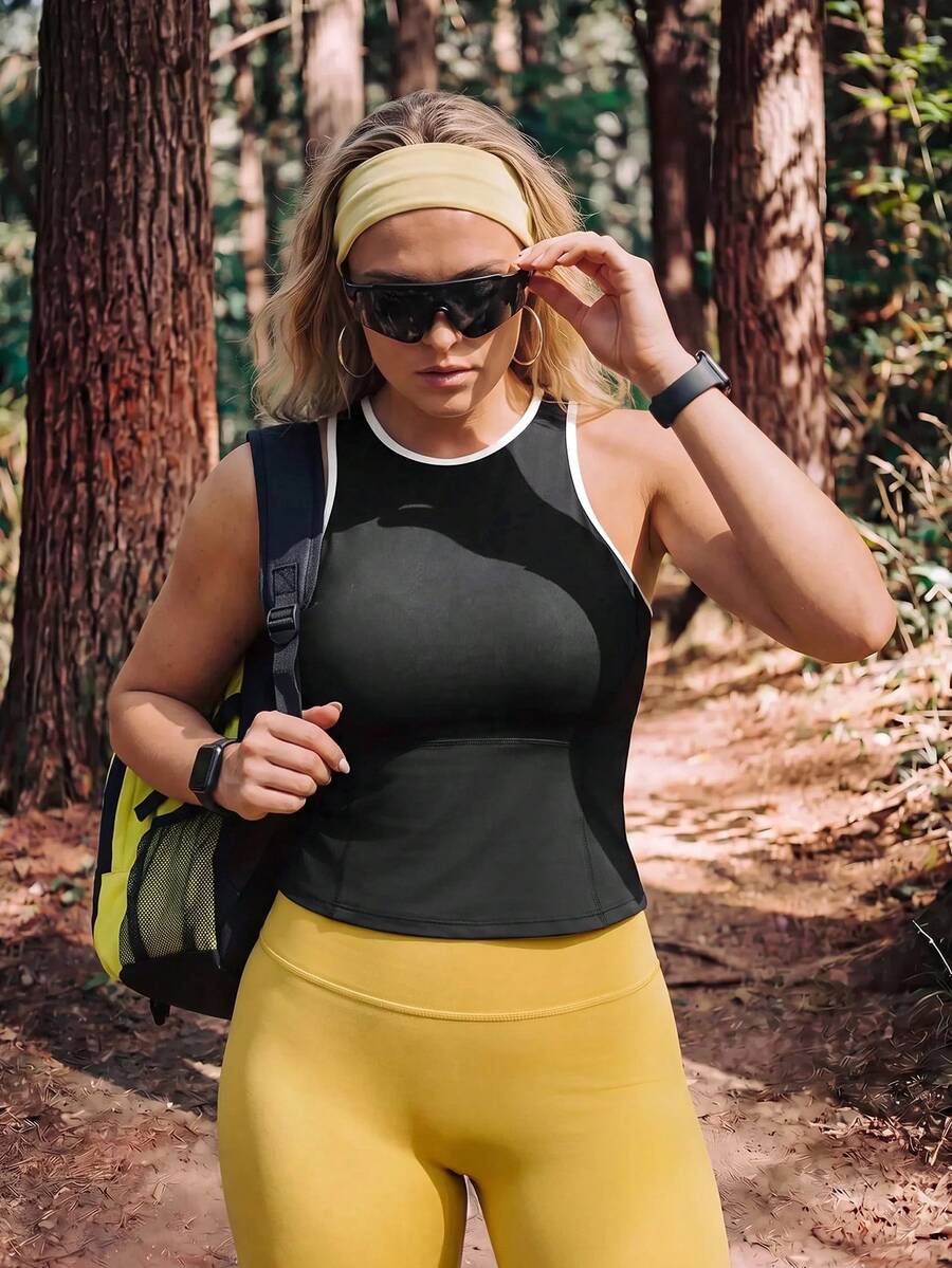 In My Nature Women's Plus Size Black & White Racerback Tank Top With Back Zip Pocket - Colorblock Sports Vest For Gym Workout - Black - View 1