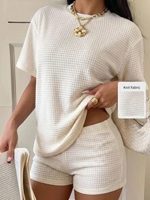 CovetEZ 2件組女款寬鬆條紋圓領T恤與鬆緊腰條紋長褲，春夏針織感套裝，春夏風格，奶油黃，休閒套裝，新年，親子聖誕套裝，女款休閒套裝，棕色2件組，春季女裝 - 米色 - 查看 8