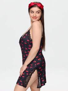 Bonmuse 1 buah Gaun Tidur Camisole Wanita Ukuran Besar Bahan Rayon Motif Ceri dengan Hiasan Renda dan Pita, Belahan Samping - Hitam - View 4