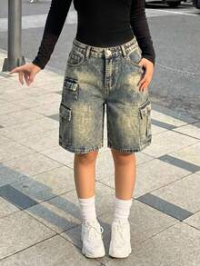 SHEIN 青少年女孩 Y2K 時尚低腰翻蓋口袋寬鬆牛仔工裝短褲，青少年女孩返校派對 Y2K 夏季淺色水洗寬鬆休閒街頭牛仔長短褲，低腰牛仔短褲，舒適且時尚，休閒街頭風，夏季，適合春秋夏季穿著，優雅度假風，春假夏季海灘度假穿著，夏季短褲 - 藍色 - 查看 1