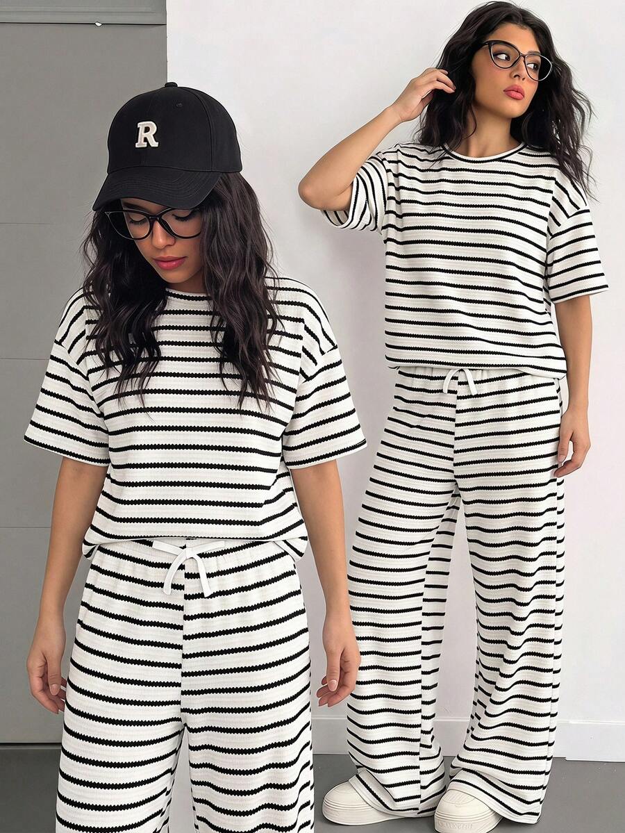SHEIN 青少年女孩 2件組大尺寸黑白條紋夏季休閒熱帶度假風寬鬆短版上衣與高腰寬腿抽繩長褲 - 黑與白 - 查看 1