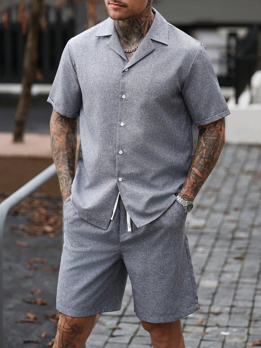 Manfinity CasualCool 男士成熟休閒深灰色編織短袖襯衫與短褲套裝 - 深灰色 - 查看 1
