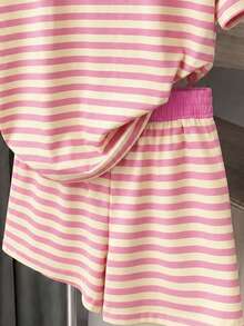 Tween Girl Casual Minimalist Striped Pattern Short Sleeve & Shorts 2 Pieces Set, Suitable For Summer - Multicolor - View 3