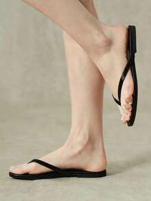 Styleloop Chanclas clásicas negras versátiles para uso diario y desplazamientos, sandalias de verano simples, casuales y frescas para mujer - Negro - Ver 12