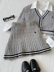 Comfortcana 女款馬術刺繡對比色粗針編織迷你裙 - 灰色 - 查看 3