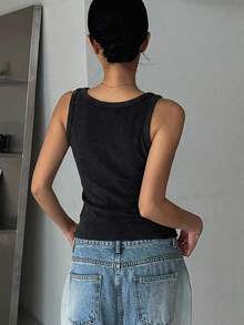 DAZY 女款素色方領修身休閒百搭背心 - 黑色 - 查看 4