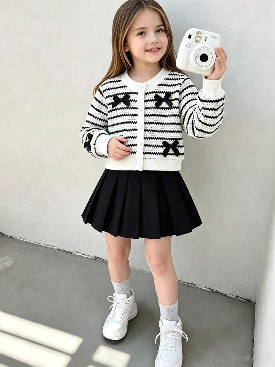 Elladie kids 女童可愛休閒日常針織開襟外套 多色花卉圖案配粉色鈕扣 活潑可愛 搭配粉色裙子 秋季兒童戶外穿搭